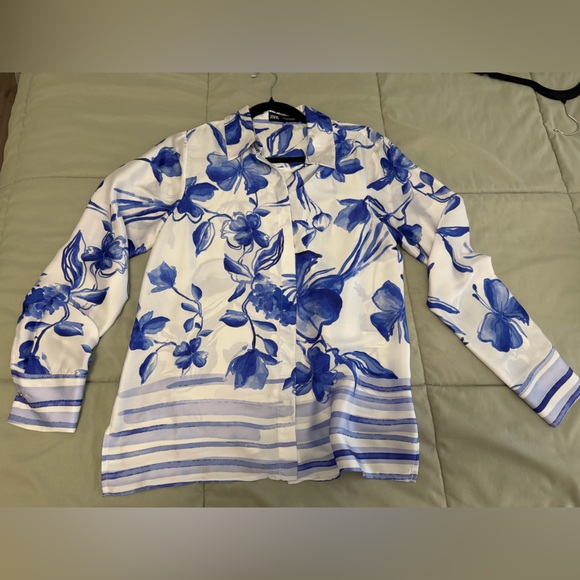 Zara Satin Effect WhiteBlue Pleated Skirt + Top - Picture 3 of 7